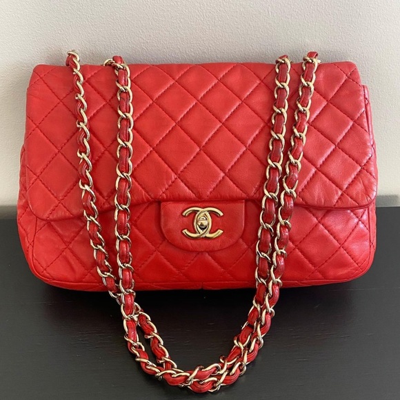 CHANEL Handbags - Chanel Quilted Jumbo Single Flap Lambskin Handbag